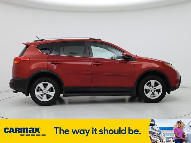 Photo of 2014 Red Toyota RAV4