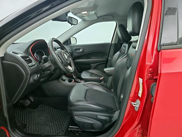 Photo of 2018 Red Jeep Compass