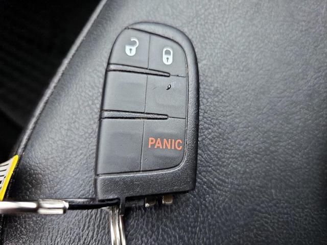 Photo of 2018 Red Jeep Compass