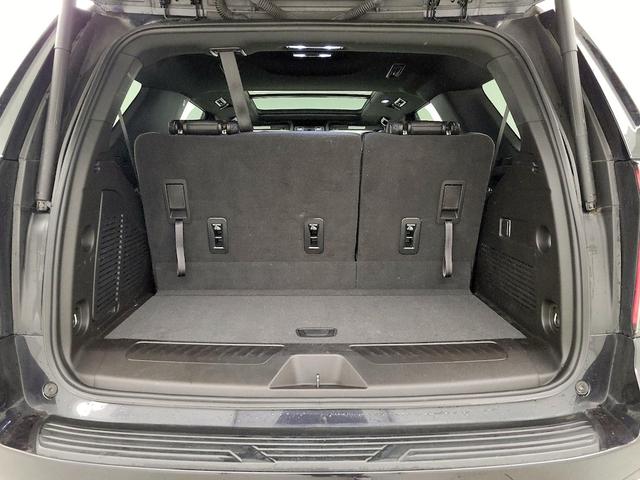 Photo of 2022 Blue Chevrolet Tahoe