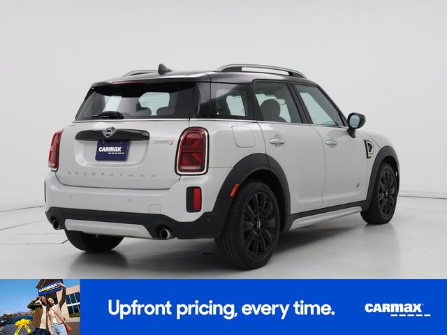 Photo of 2021 White MINI Countryman