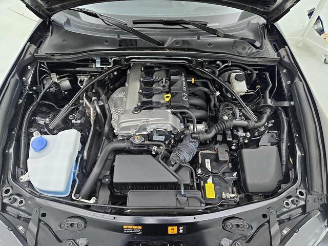 Photo of 2022 Black Mazda MX-5 Miata