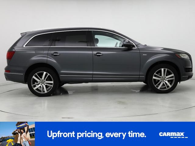Photo of 2015 Gray Audi Q7