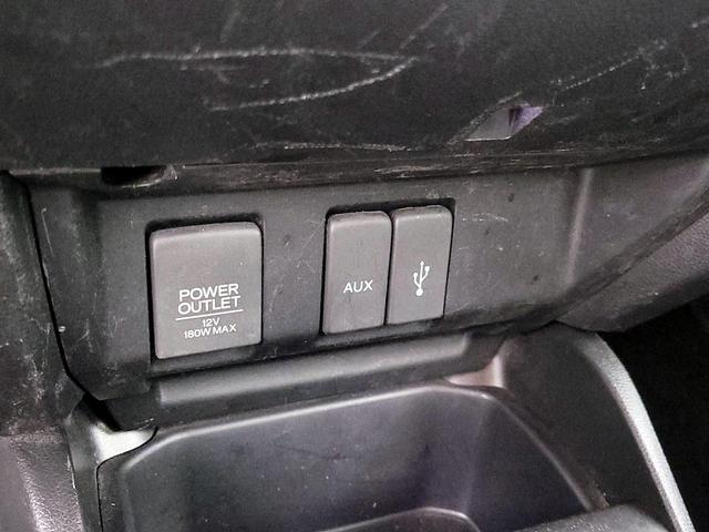 Photo of 2016 Silver Honda Fit