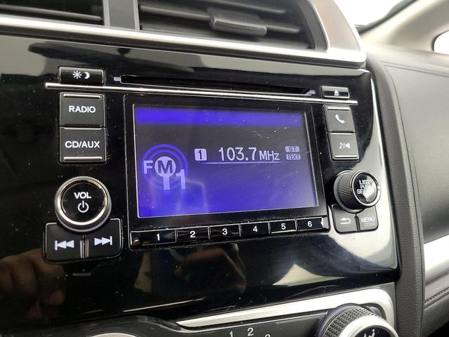 Photo of 2016 Silver Honda Fit