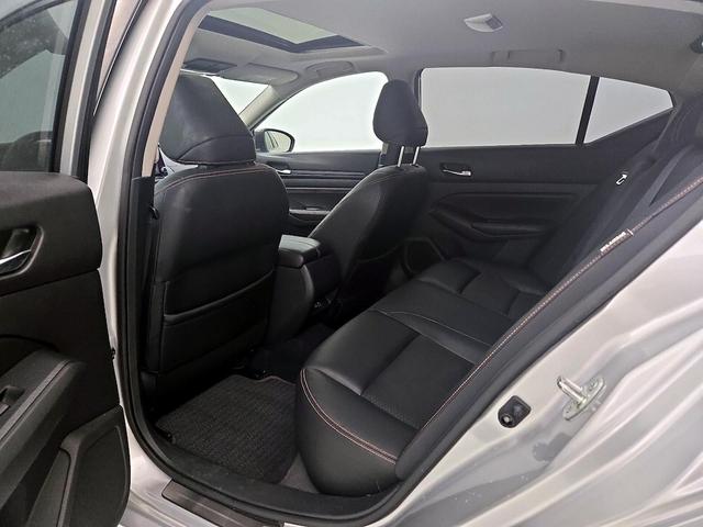 Photo of 2019 Silver Nissan Altima