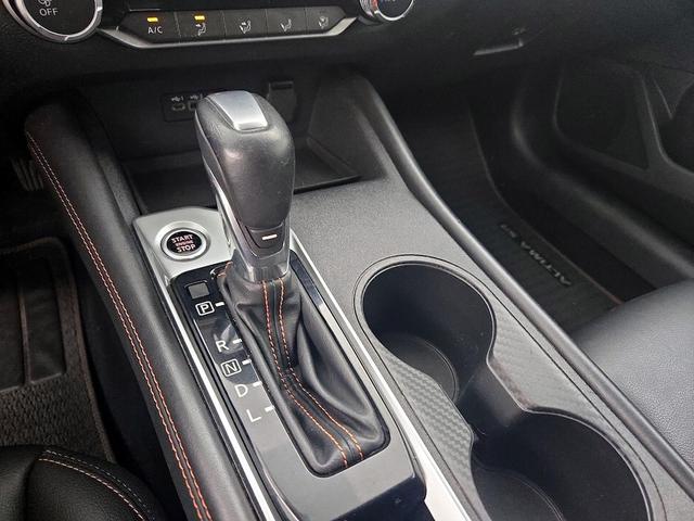 Photo of 2019 Silver Nissan Altima