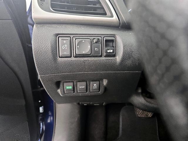 Photo of 2018 Blue Nissan Sentra