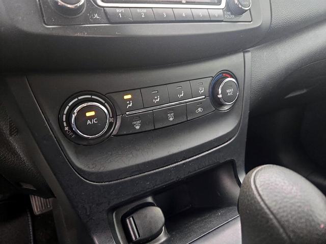Photo of 2018 Blue Nissan Sentra