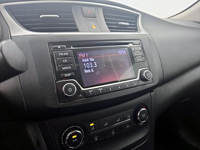 Photo of 2018 Blue Nissan Sentra