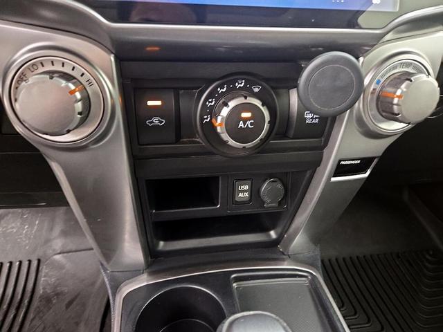 Photo of 2018 Red Toyota 4Runner