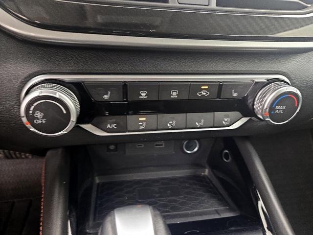 Photo of 2024 Pearl Nissan Altima