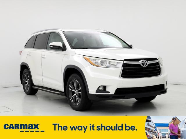 2016 Toyota Highlander