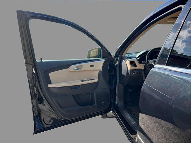 Photo of 2012 Black Granite Metallic Chevrolet Traverse