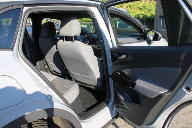 Photo of 2022 Moonstone Gray Volkswagen ID.4
