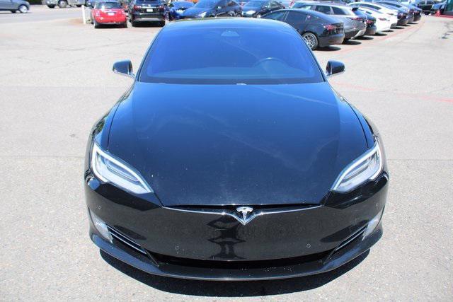 Photo of 2018 Black Tesla Model S