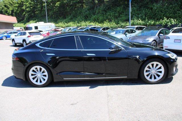 Photo of 2018 Black Tesla Model S