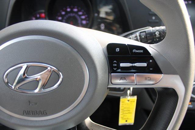 Photo of 2022 Phantom Black Hyundai ELANTRA