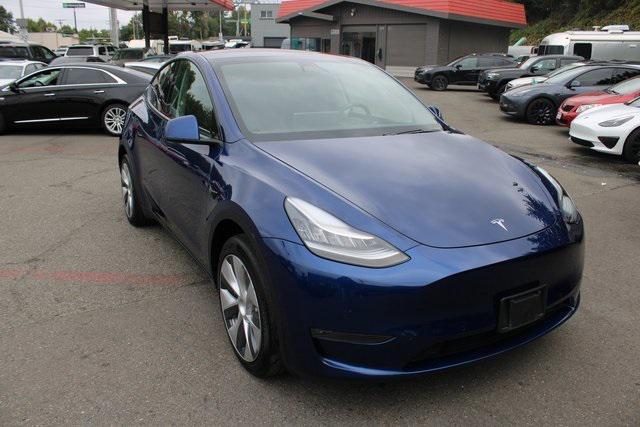 Photo of 2020 Deep Blue Metallic Tesla Model Y