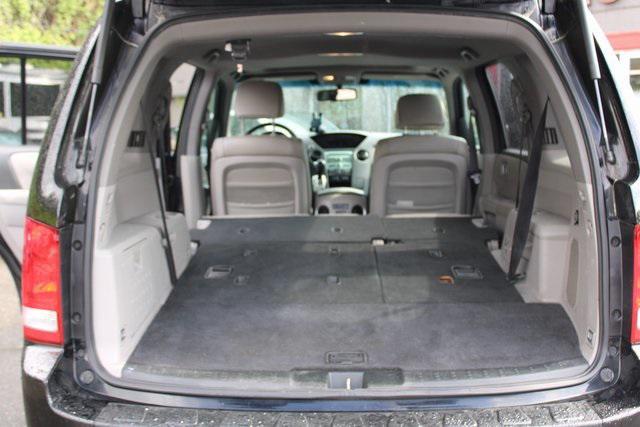 Photo of 2011 No Color Honda Pilot