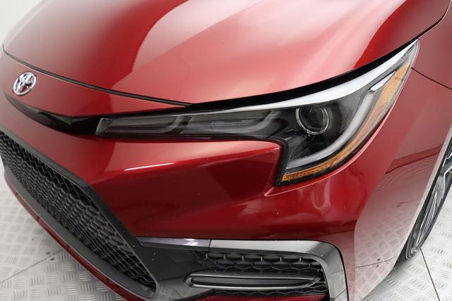 Photo of 2022 Ruby Flare Pearl Toyota Corolla