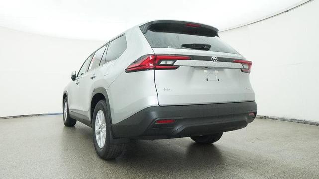 Photo of 2025 Celestial Silver Metallic Toyota Grand Highlander Hybrid
