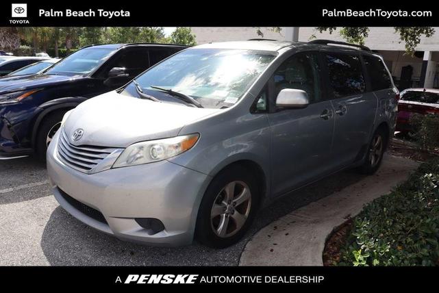 2015 Toyota Sienna