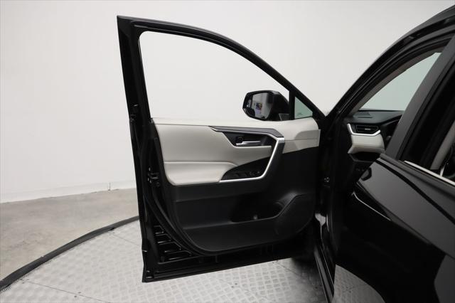 Photo of 2023 Midnight Black Metallic Toyota RAV4