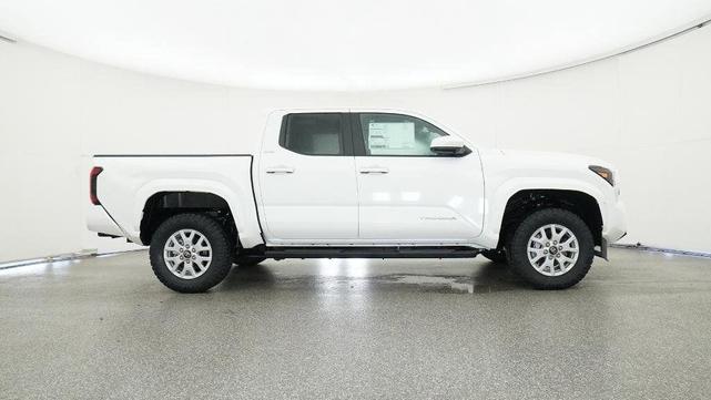 Photo of 2025 Ice Cap Toyota Tacoma