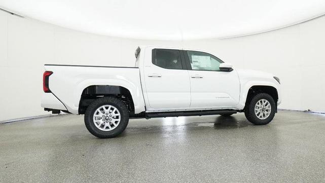 Photo of 2025 Ice Cap Toyota Tacoma