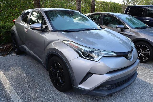 Photo of 2018 Silver Knockout Metallic Toyota C-HR
