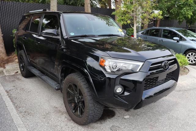 Photo of 2022 Midnight Black Metallic Toyota 4Runner