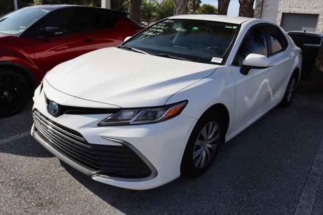 Photo of 2022 White Toyota Camry