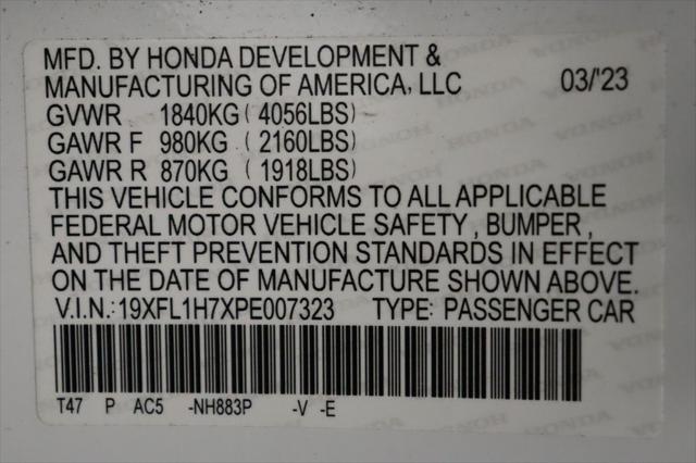 Photo of 2023 Platinum White Honda Civic