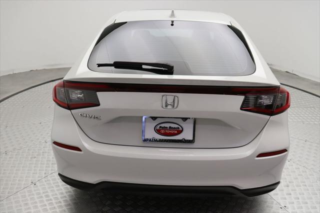 Photo of 2023 Platinum White Honda Civic