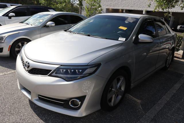 Photo of 2013 Classic Silver Metallic Toyota Camry