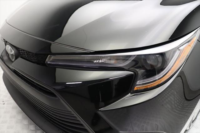 Photo of 2024 Midnight Black Metallic Toyota Corolla