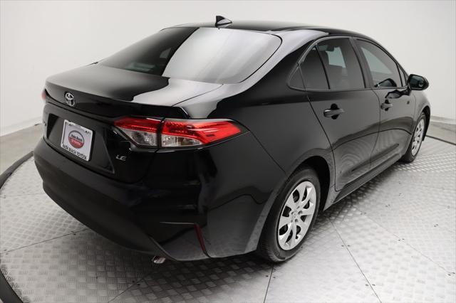 Photo of 2024 Midnight Black Metallic Toyota Corolla
