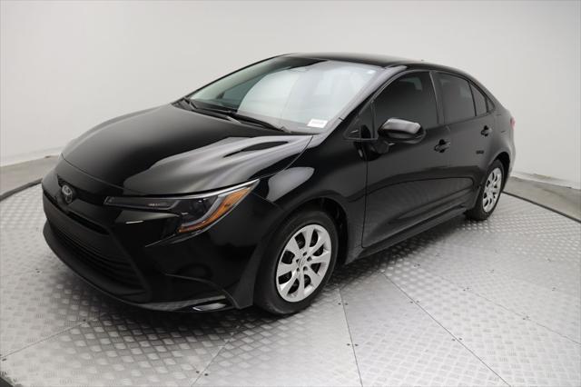 Photo of 2024 Midnight Black Metallic Toyota Corolla