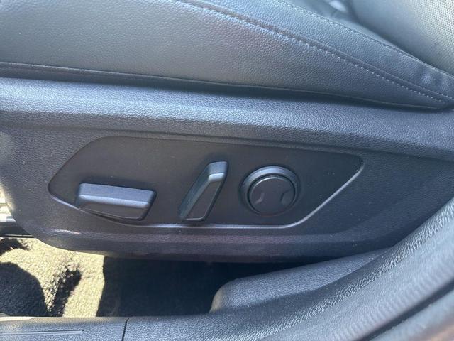 Photo of 2023 Wolf Gray Kia Sportage