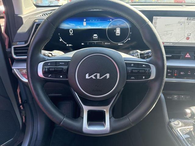Photo of 2023 Wolf Gray Kia Sportage