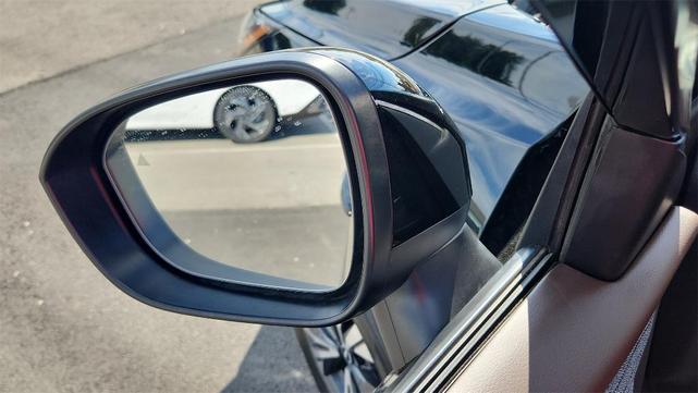 Photo of 2023 Super Black Nissan Rogue