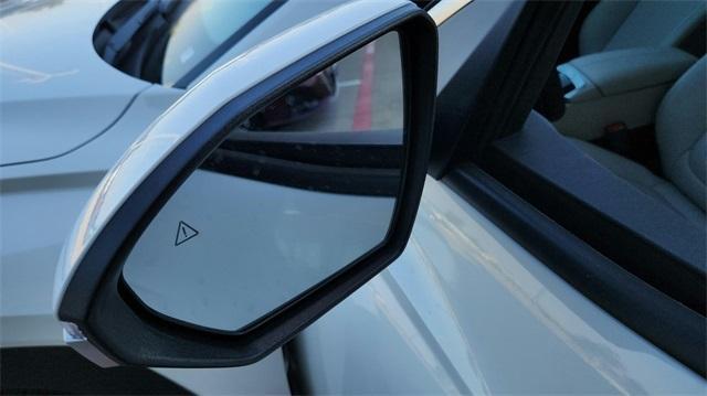 Photo of 2025 White Pearl Hyundai TUCSON