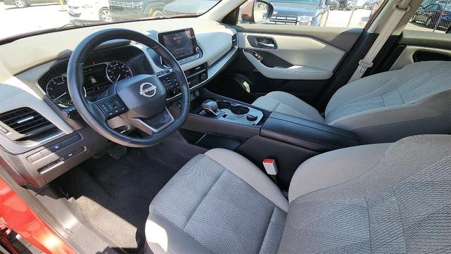 Photo of 2025 Scarlet Ember Tintcoat Nissan Rogue