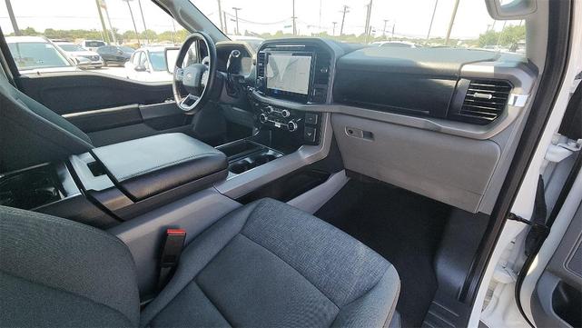Photo of 2024 Oxford White Ford F-150