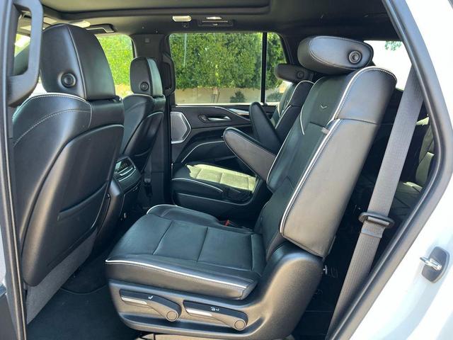 Photo of 2023 Crystal White Tricoat Cadillac Escalade