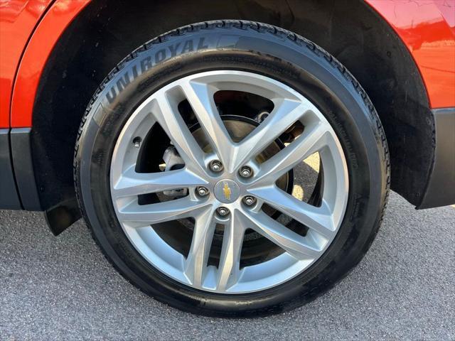 Photo of 2020 Cayenne Orange Metallic Chevrolet Equinox