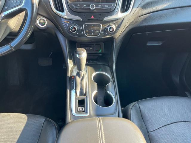 Photo of 2020 Cayenne Orange Metallic Chevrolet Equinox
