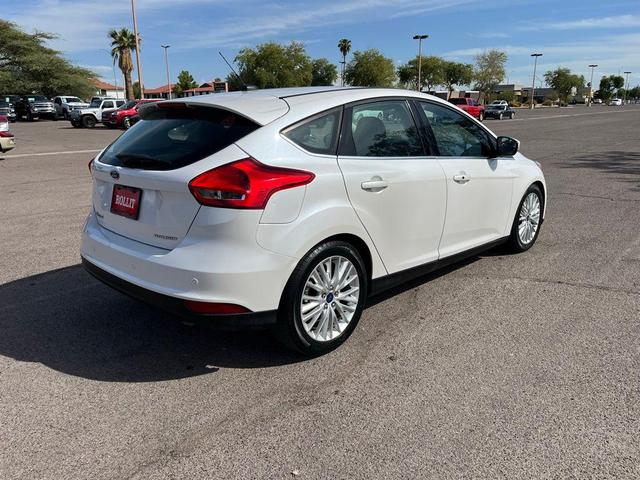 Photo of 2015 White Platinum Metallic Tri-Coat Ford Focus
