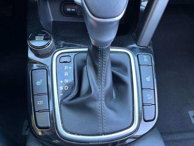 Photo of 2024 Fusion Black Kia Seltos